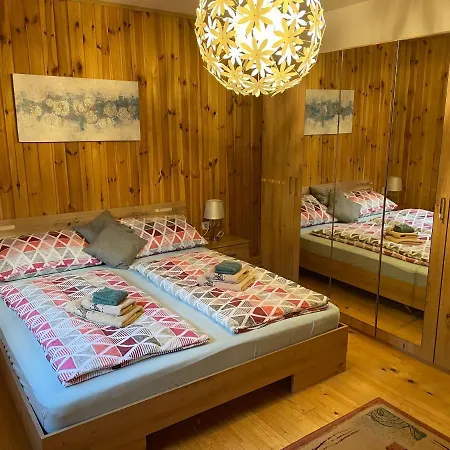 Apartman David Sa Unutarnjim Bazenom *