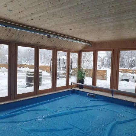 Apartman Apartman David Sa Unutarnjim Bazenom *