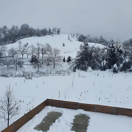 Lägenhet David Sa Unutarnjim Bazenom Brod Moravice